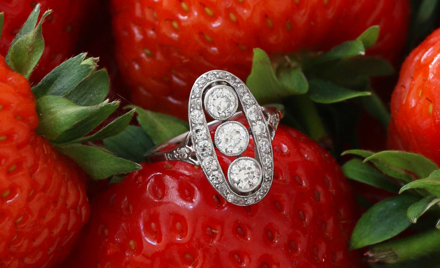 Latest Advert - Platinum Diamond Dress Ring