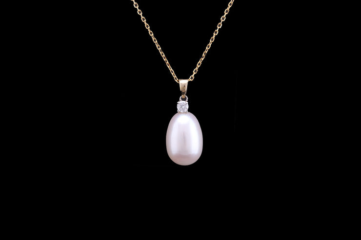 9ct Yellow Gold Diamond and Freshwater Pearl Pendant