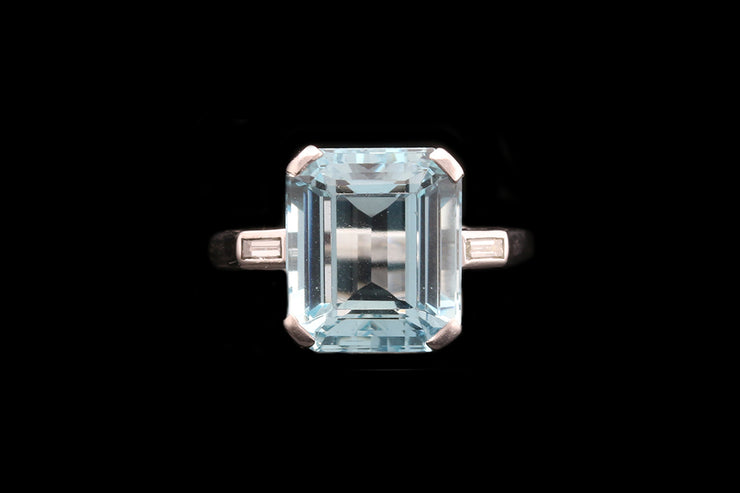 18ct White Gold Diamond and Aquamarine Dress Ring