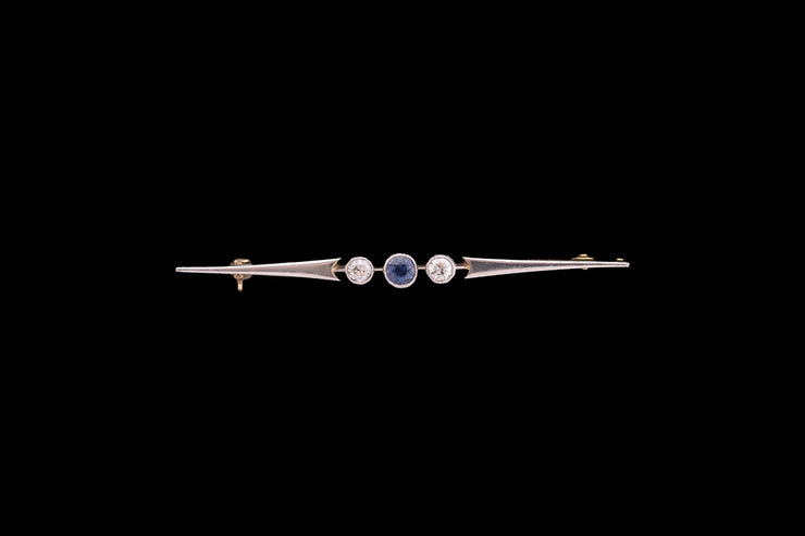 Edwardian 15ct Yellow Gold and Platinum Diamond and Sapphire Brooch
