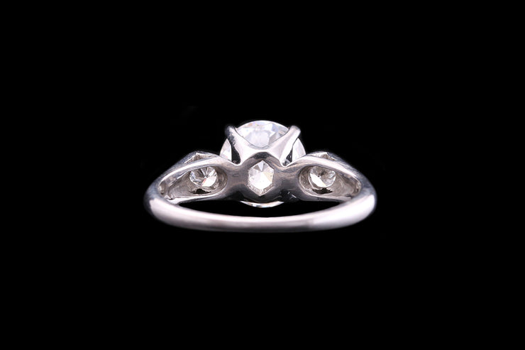 18ct White Gold Diamond Single Stone Ring with Diamond Shoulders