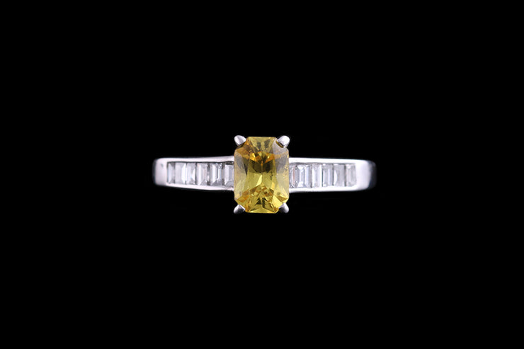 18ct White Gold Yellow Sapphire Single Stone Ring with Diamond Shoulders