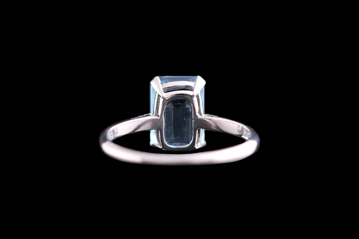 Platinum and 18ct White Gold Aquamarine Single Stone Ring