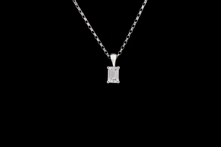 18ct White Gold Diamond Solitaire Pendant