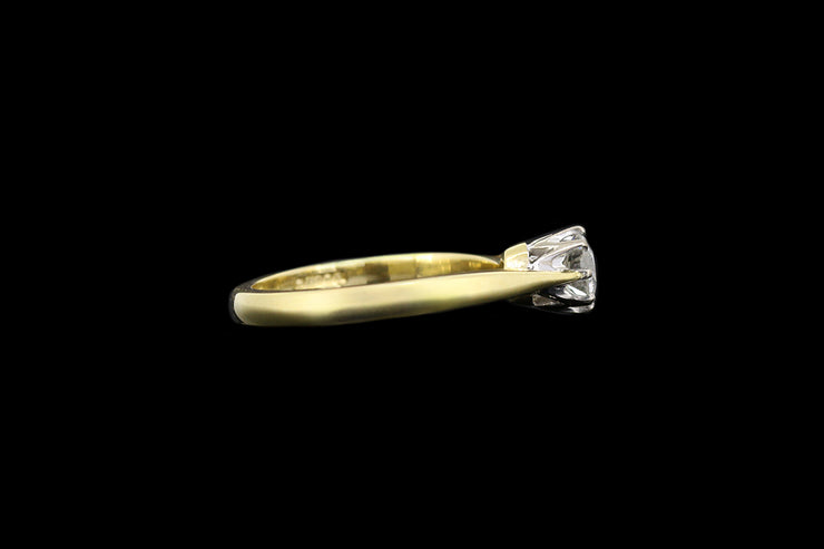 18ct Yellow Gold Diamond Single Stone Ring