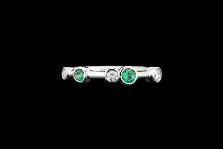 18ct White Gold Diamond and Emerald Scatter Ring