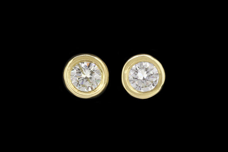 18ct Yellow Gold Diamond Solitaire Stud Earrings