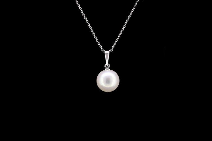 9ct White Gold Cultured Pearl Pendant