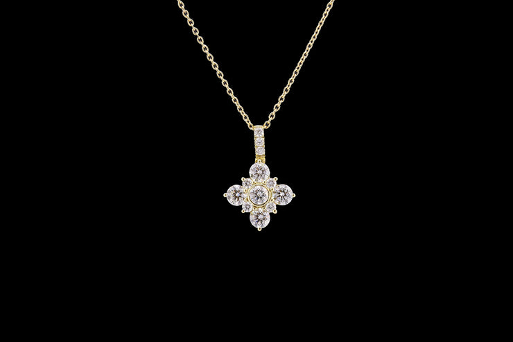 18ct Yellow Gold Diamond Decorative Pendant