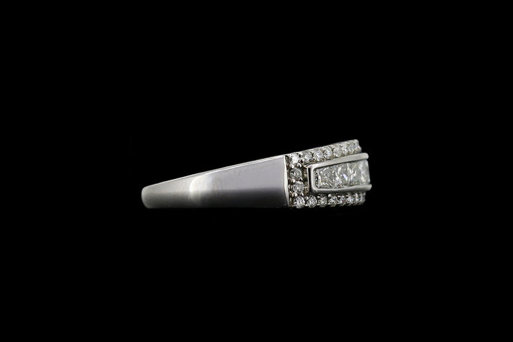 18ct White Gold Diamond Dress Ring